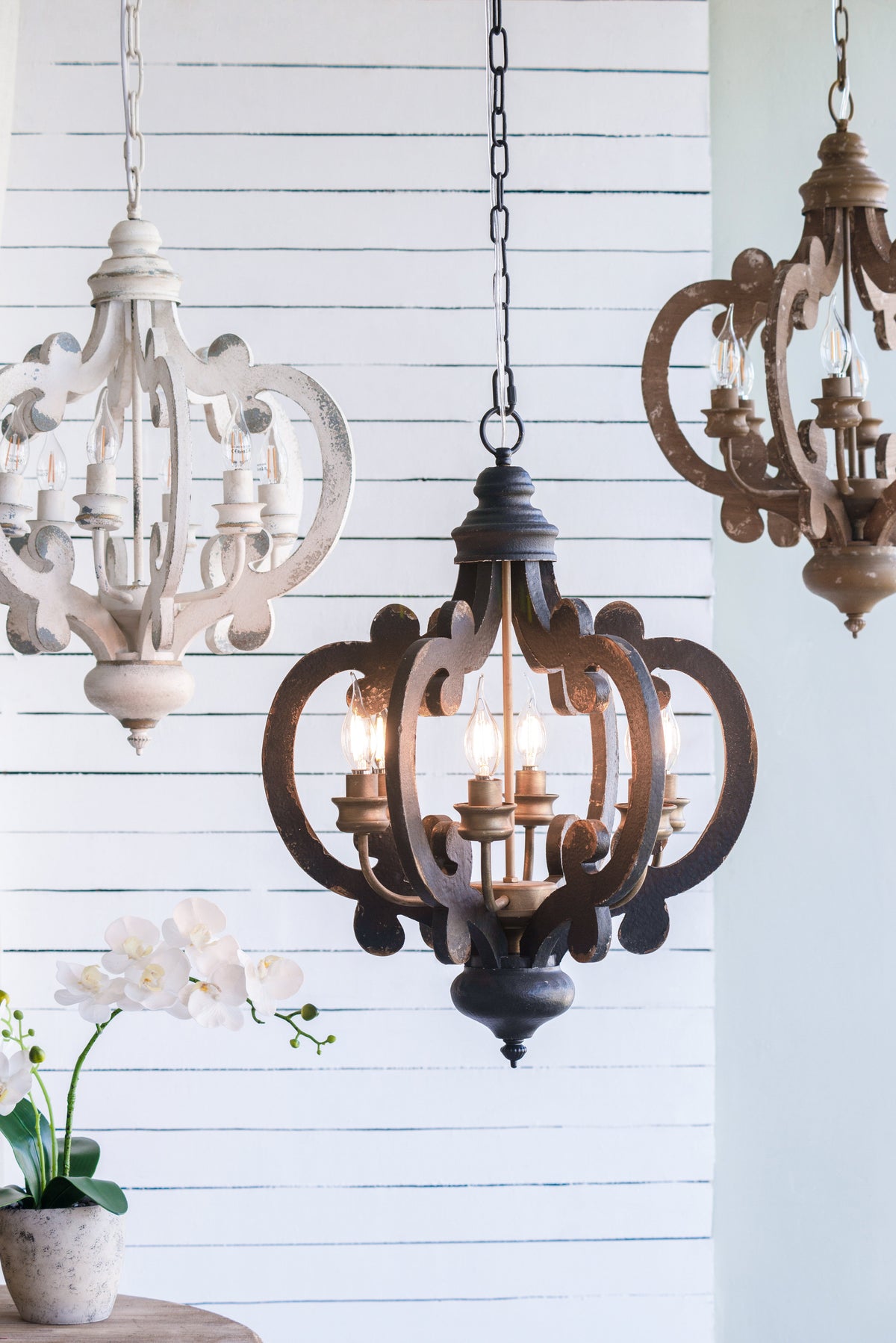 6-Light French Country Wood Farmhouse Chandelier