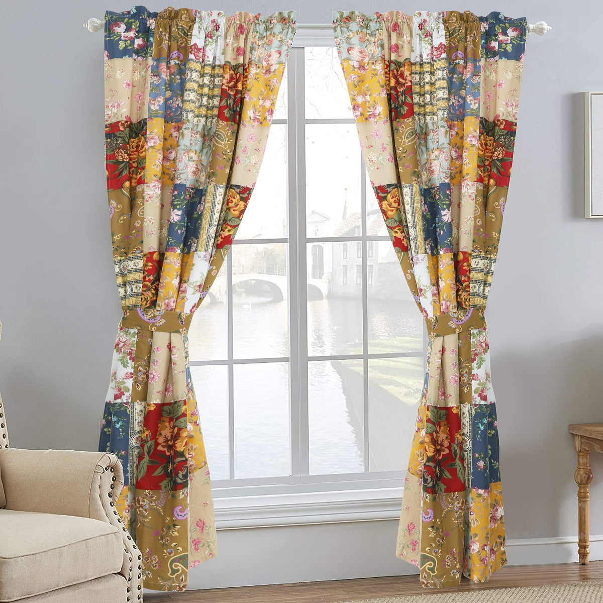 Ryleigh Country Garden Floral Cotton Quilt Set