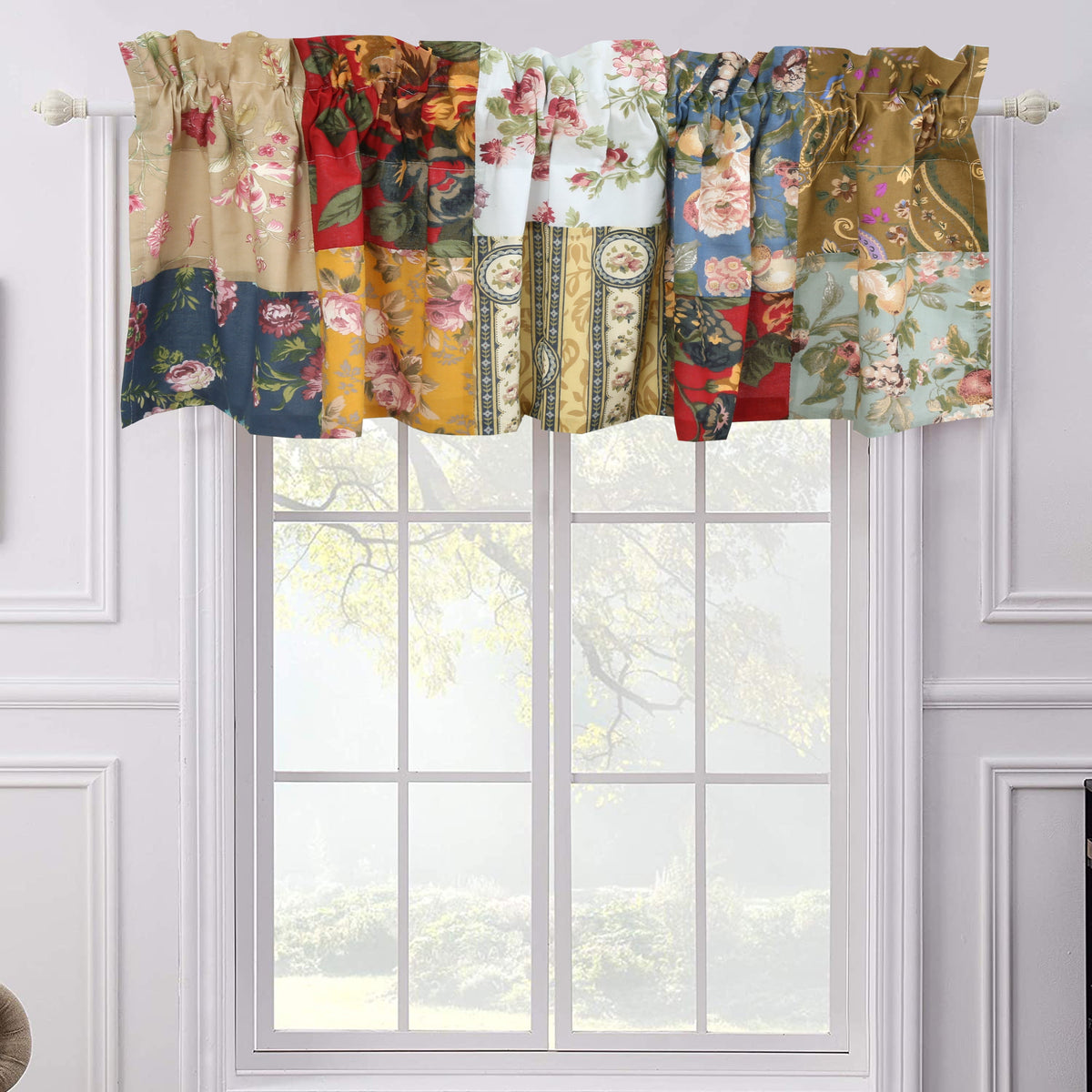 Ryleigh Country Garden Floral Cotton Quilt Set
