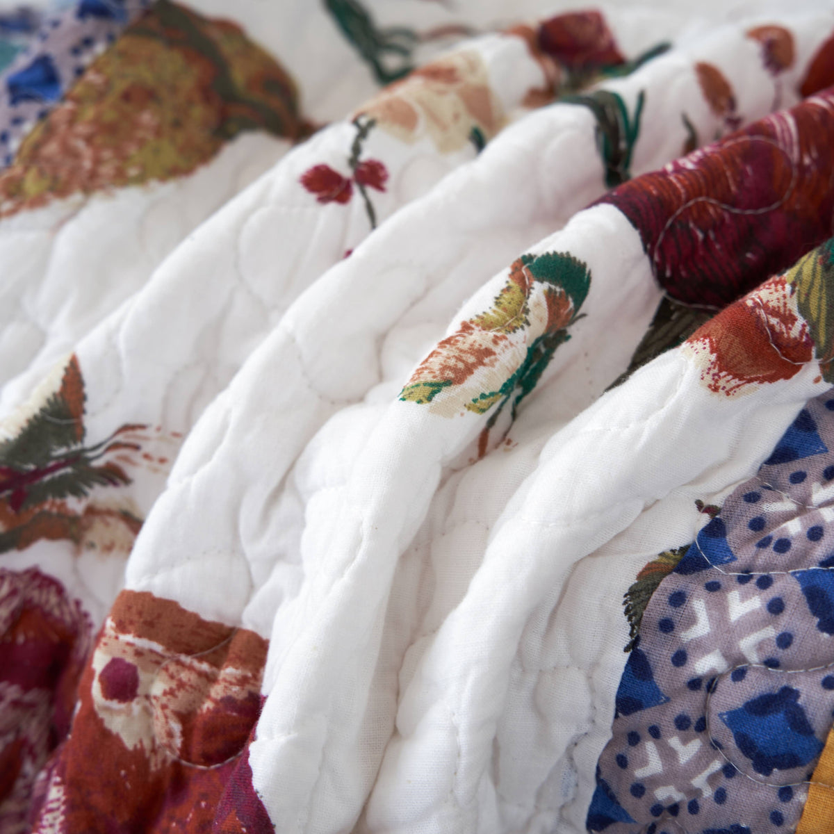 French Country Hummingbird Quilted Throw