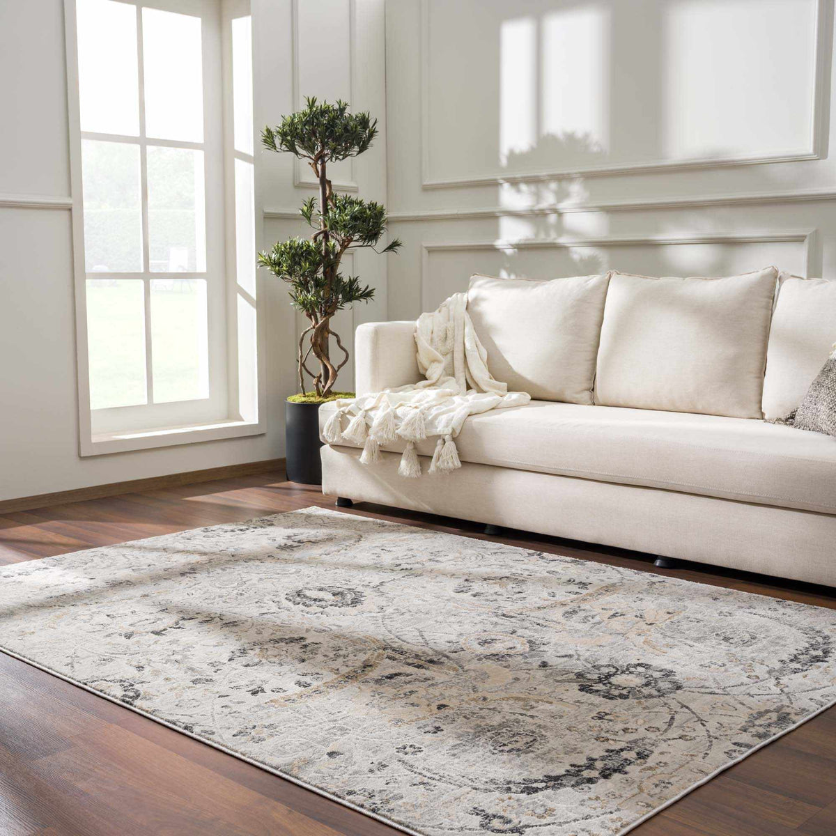 Georgiana Vintage-Inspired Farmhouse Area Rug
