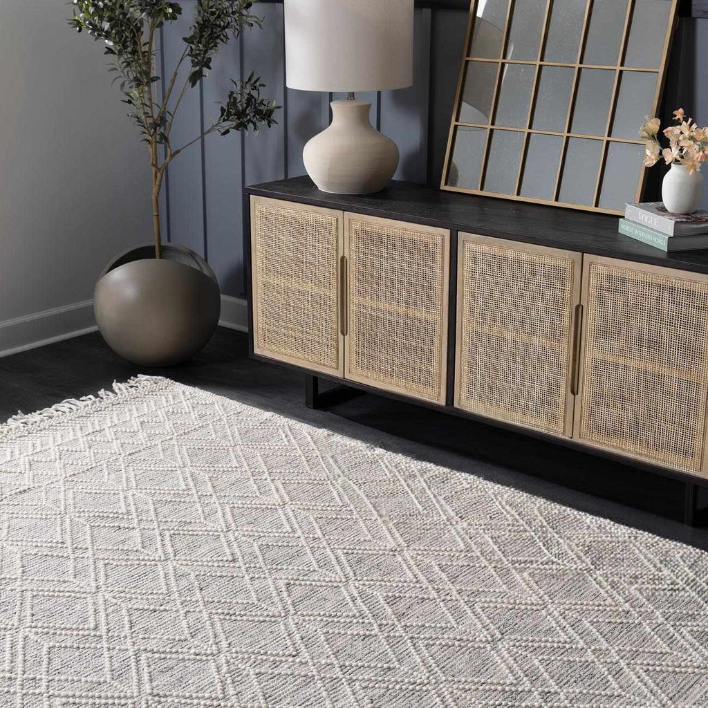 Ramsbury Ivory Wool Farmhouse Area Rug