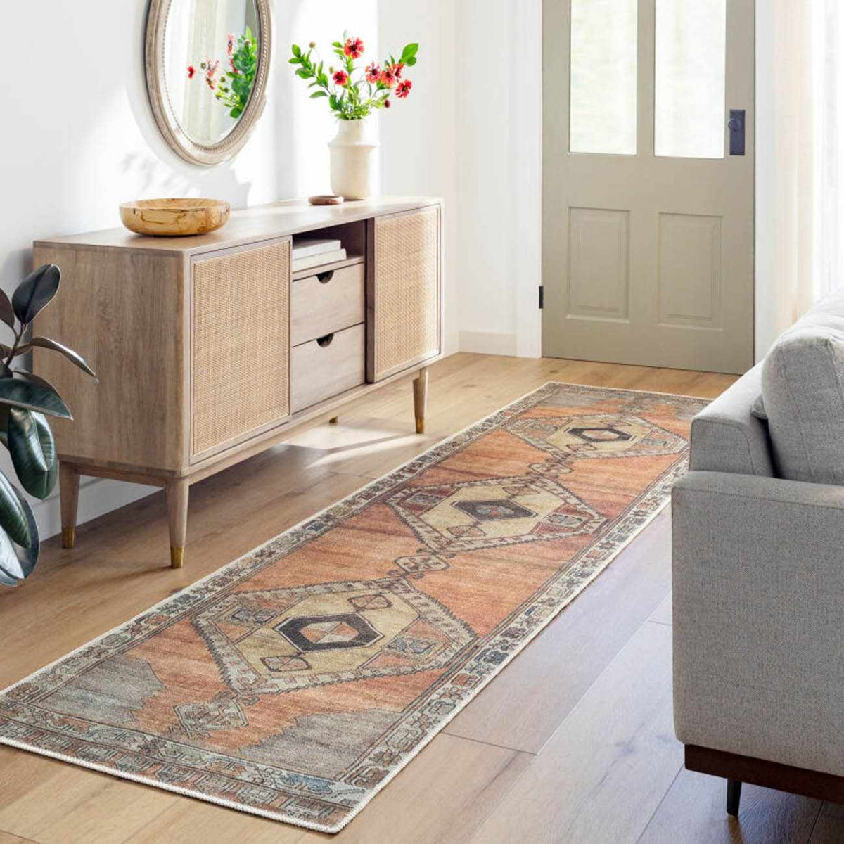 Medinah Vintage-Style Washable Farmhouse Runner Rug