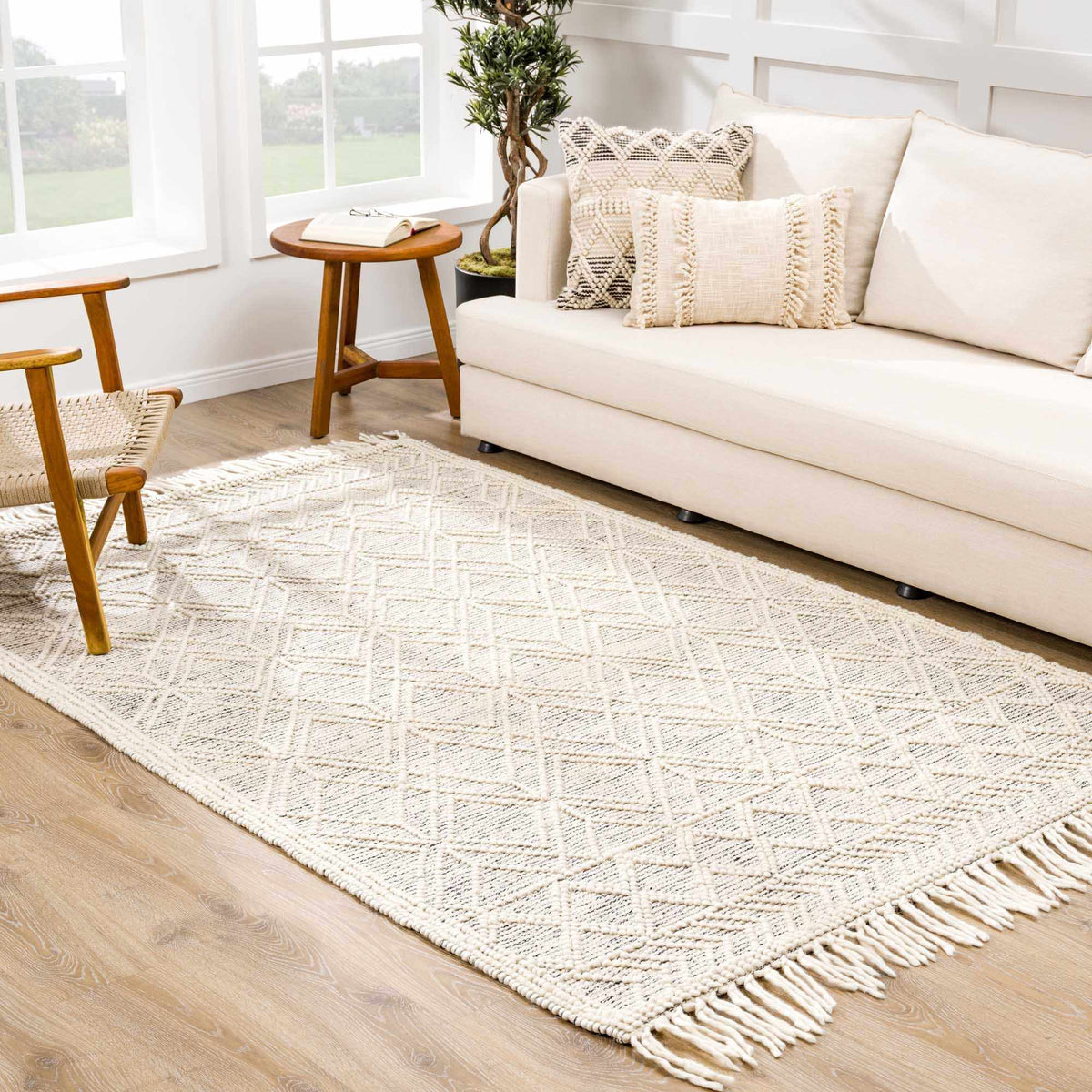 Ramsbury Ivory Wool Farmhouse Area Rug